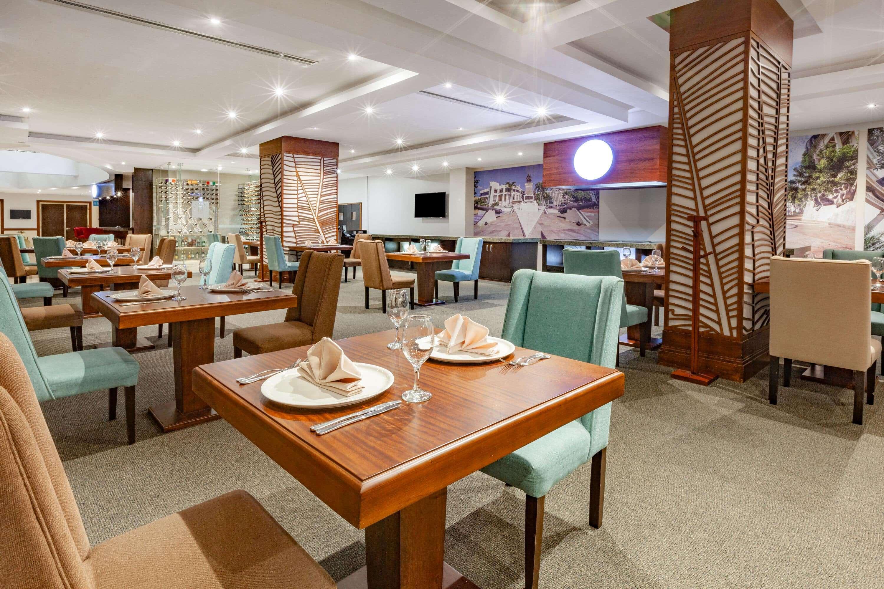 Hotel Tryp By Wyndham Guayaquil Airport Exterior foto The restaurant